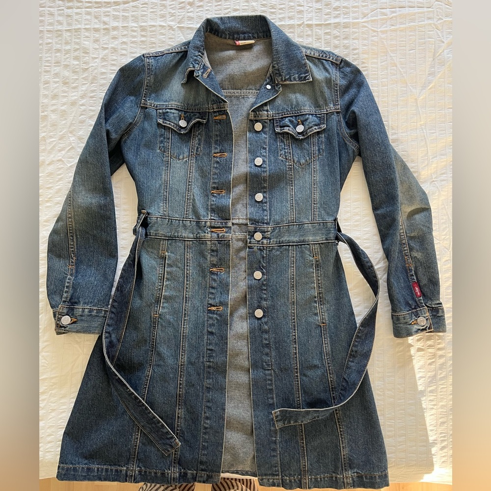 Levi’s jacket knee length 9/10 condition